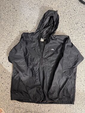 The North Face Men's Black Hooded Windbreaker Pullover